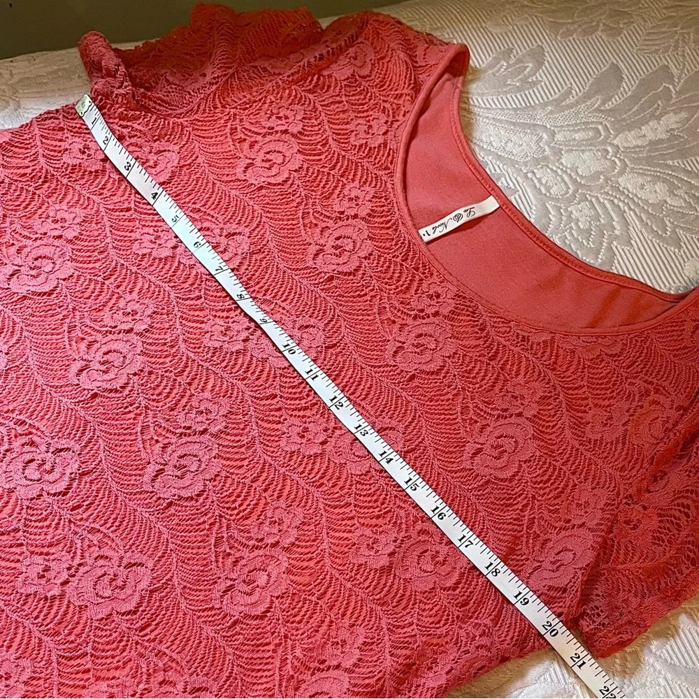 Leo Nicole~Women’s Lace Coral Blouse XL – Romantic, Soft, Flowy - Picture 5 of 9